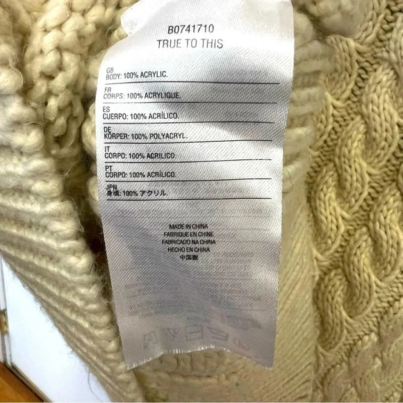 Volcom cowl neck sweater size S - Picture 5 of 5